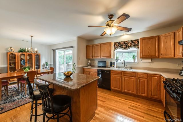 17 Verplanck Avenue, Hopewell Junction, NY 12533