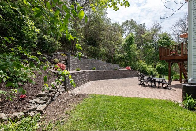 17 Verplanck Avenue, Hopewell Junction, NY 12533