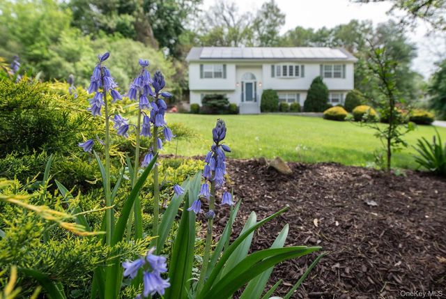 17 Verplanck Avenue, Hopewell Junction, NY 12533