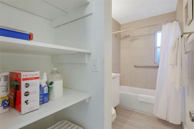 157 E 25th Street, Riviera Beach, FL 33404