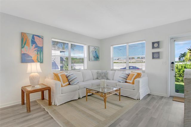 157 E 25th Street, Riviera Beach, FL 33404