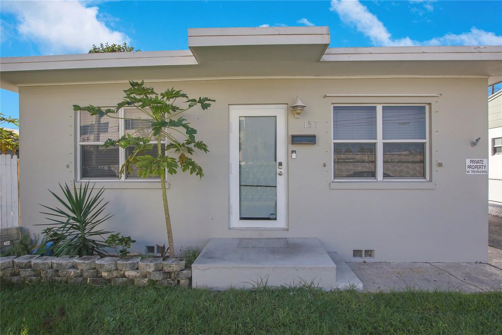 157 E 25th Street, Riviera Beach, FL 33404