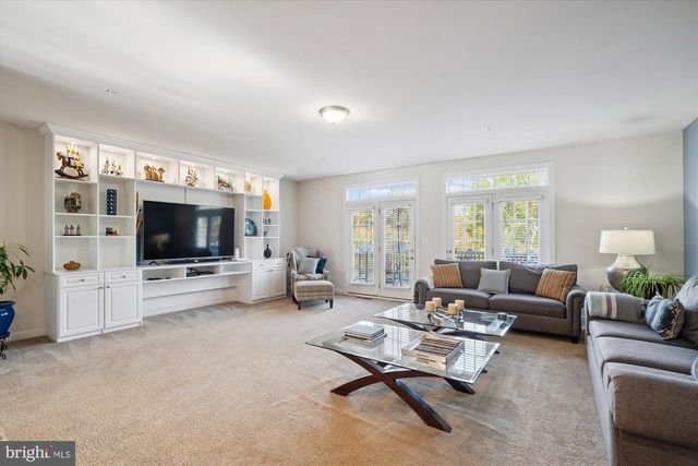 5437 STREAM BANK LN, Greenbelt, MD 20770