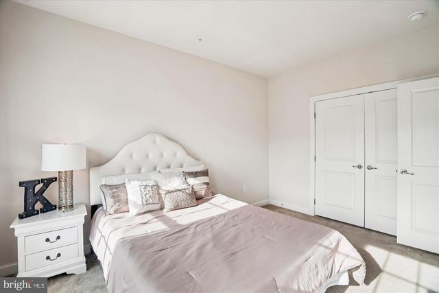 5437 STREAM BANK LN, Greenbelt, MD 20770