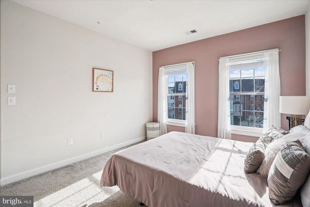 5437 STREAM BANK LN, Greenbelt, MD 20770