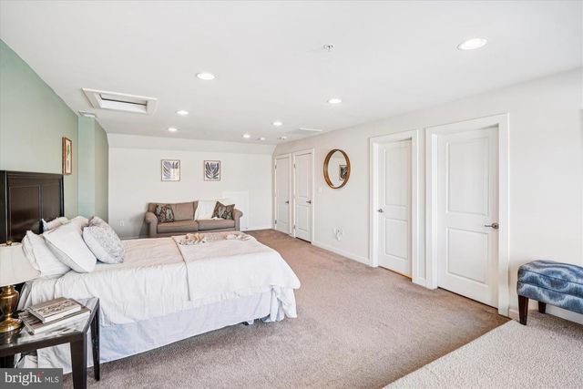 5437 STREAM BANK LN, Greenbelt, MD 20770