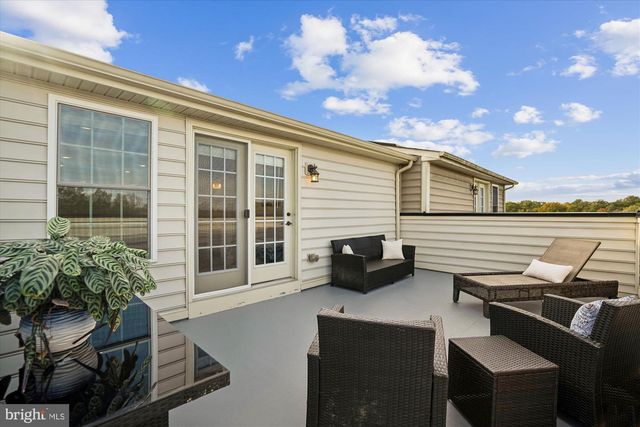 5437 STREAM BANK LN, Greenbelt, MD 20770