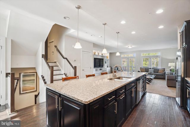 5437 STREAM BANK LN, Greenbelt, MD 20770