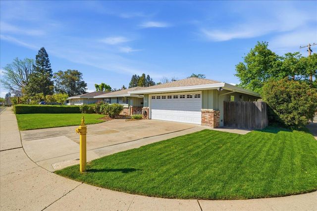 5637 Kiva Dr, Carmichael, CA 95608