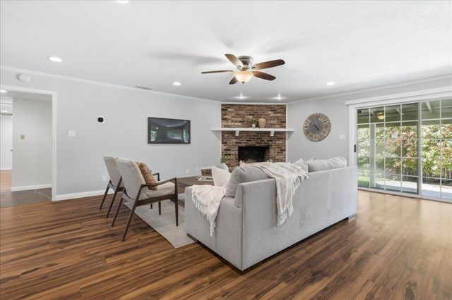 5637 Kiva Dr, Carmichael, CA 95608