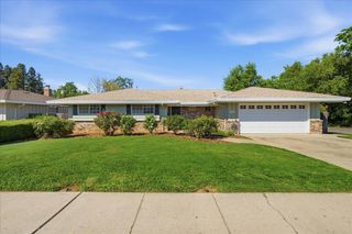 5637 Kiva Dr, Carmichael, CA 95608