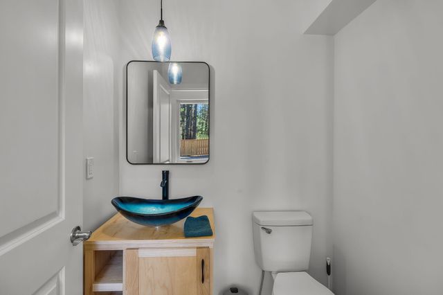 15943 Cascade Lane, La Pine, OR 97739