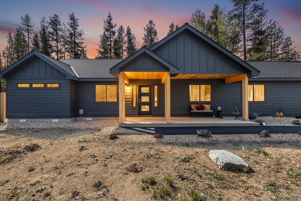 15943 Cascade Lane, La Pine, OR 97739