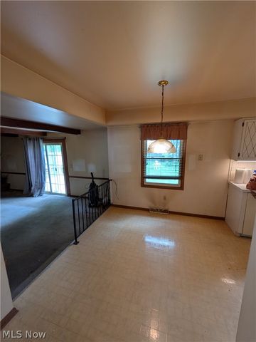 1161 Gulf Road, Elyria, OH 44035