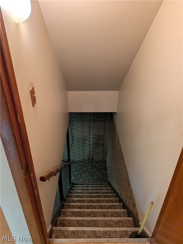 1161 Gulf Road, Elyria, OH 44035