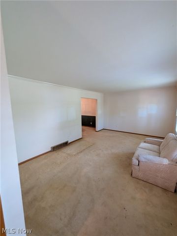 1161 Gulf Road, Elyria, OH 44035