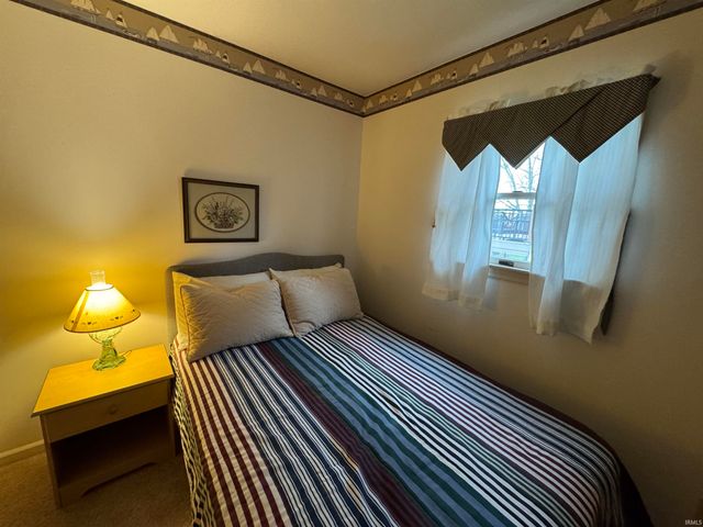 2807 Barrett Road, Rochester, IN 46975