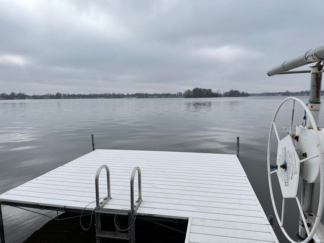 2807 Barrett Road, Rochester, IN 46975