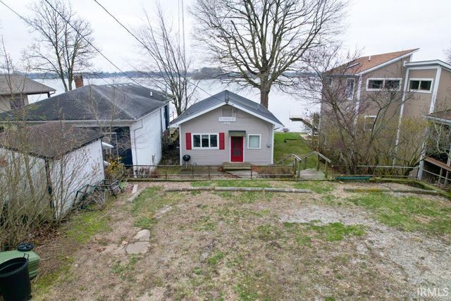 2807 Barrett Road, Rochester, IN 46975