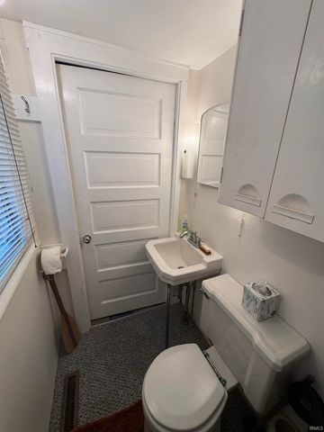 2807 Barrett Road, Rochester, IN 46975