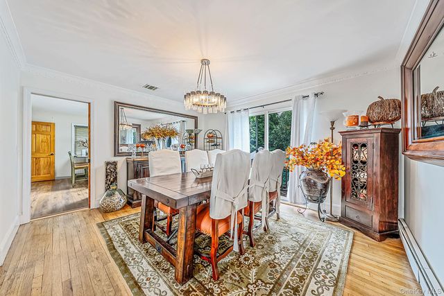 20 Argonne Place, Massapequa, NY 11758