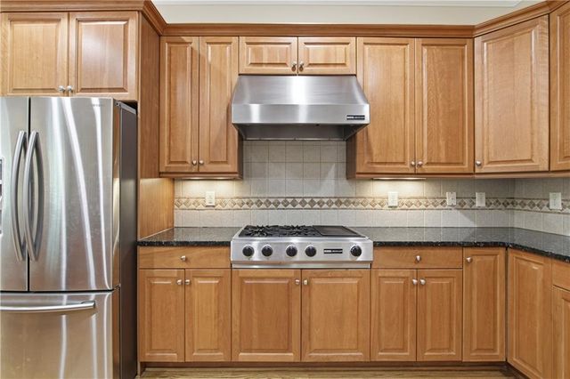 2473 Kirk Lane NW, Kennesaw, GA 30152