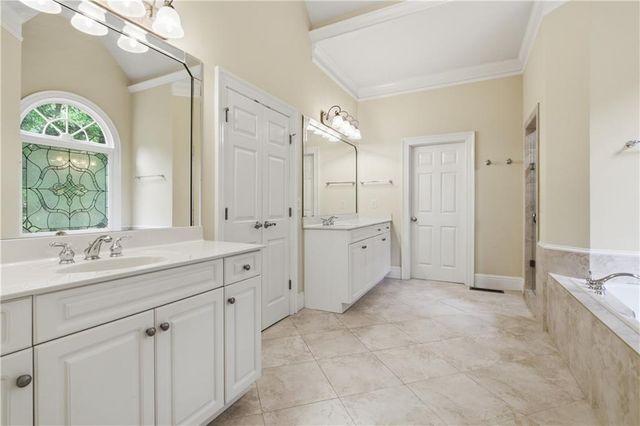 2473 Kirk Lane NW, Kennesaw, GA 30152