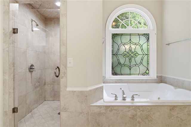 2473 Kirk Lane NW, Kennesaw, GA 30152