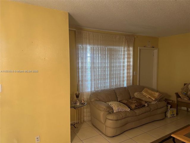 5300 Washington St Q307, Hollywood, FL 33021