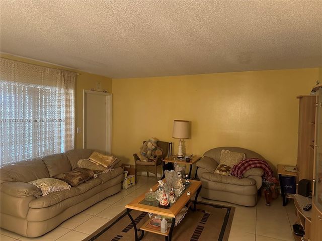 5300 Washington St Q307, Hollywood, FL 33021