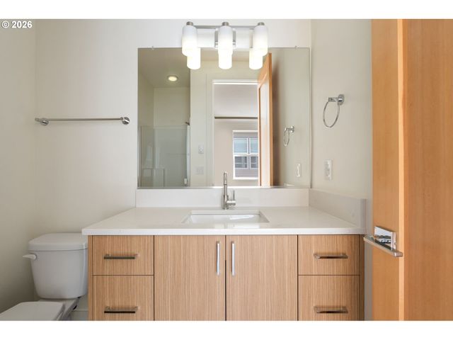 6008 Ne 30th Ave, Portland, OR 97211