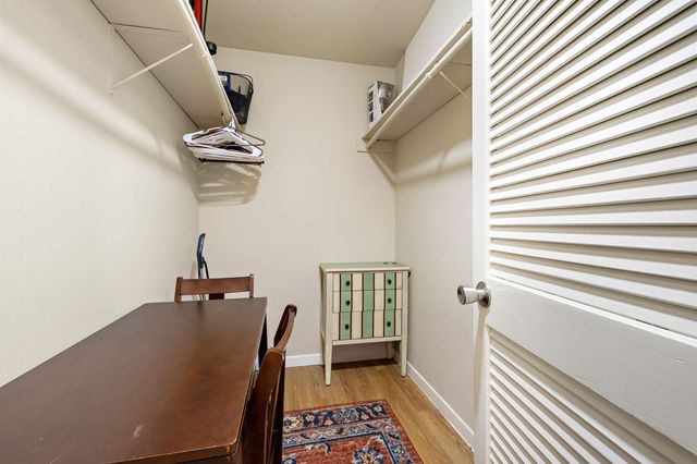 1000 W 26th ST 213, Austin, TX 78705