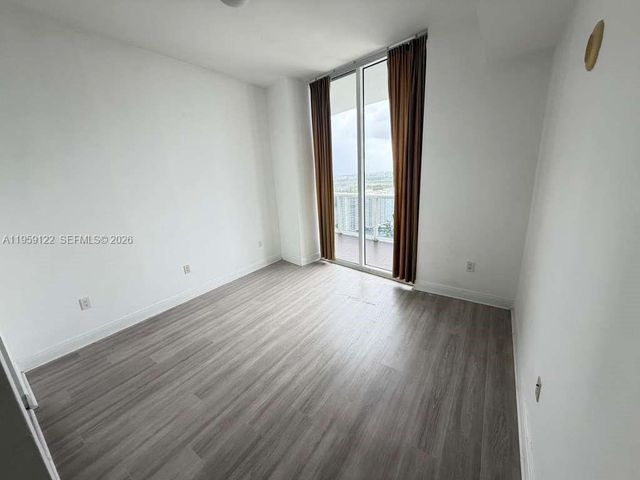 15901 Collins Avenue 3005, Sunny Isles Beach, FL 33160