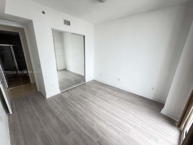 15901 Collins Avenue 3005, Sunny Isles Beach, FL 33160