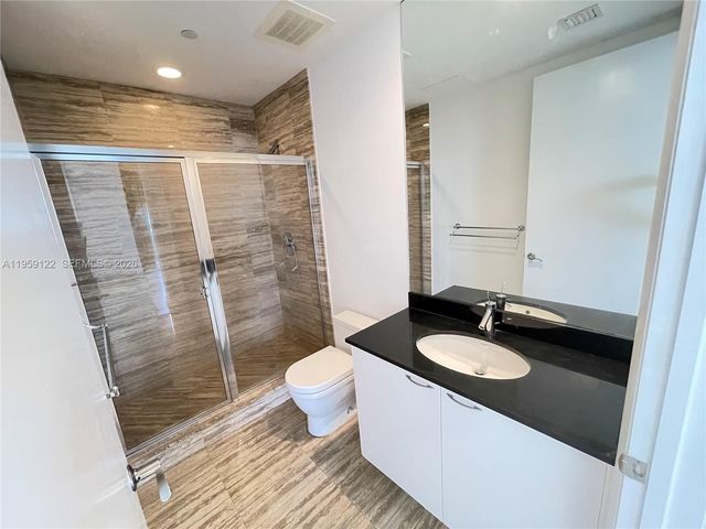 15901 Collins Avenue 3005, Sunny Isles Beach, FL 33160
