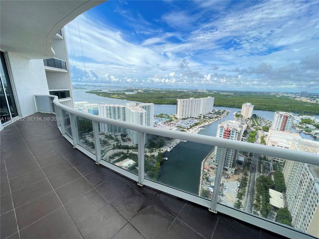 15901 Collins Avenue 3005, Sunny Isles Beach, FL 33160