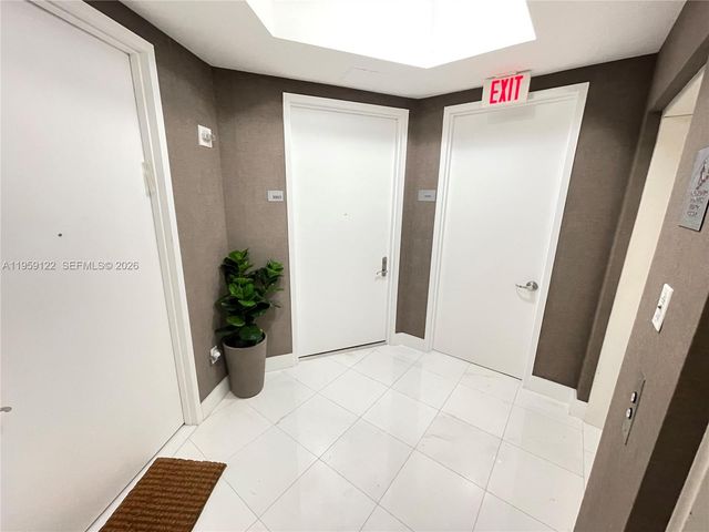15901 Collins Avenue 3005, Sunny Isles Beach, FL 33160