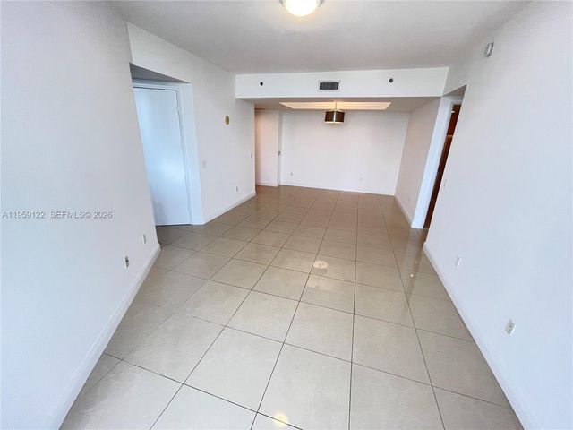 15901 Collins Avenue 3005, Sunny Isles Beach, FL 33160