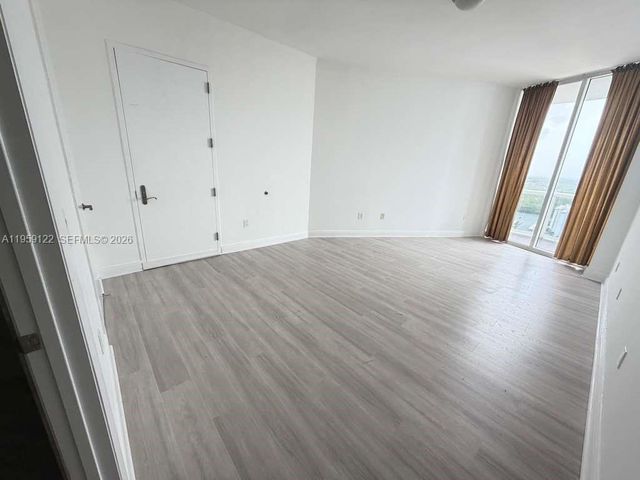 15901 Collins Avenue 3005, Sunny Isles Beach, FL 33160