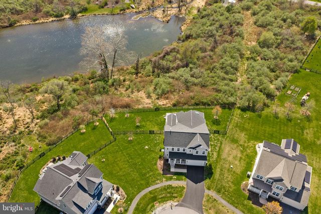35829 PENINSULA CT, Round Hill, VA 20141