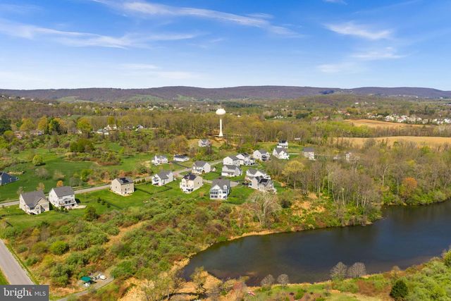 35829 PENINSULA CT, Round Hill, VA 20141