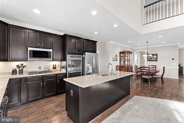 35829 PENINSULA CT, Round Hill, VA 20141