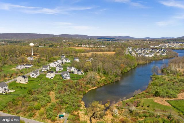 35829 PENINSULA CT, Round Hill, VA 20141