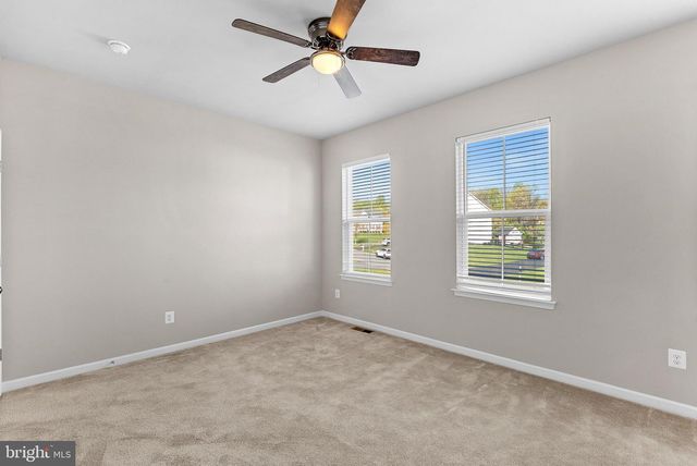 35829 PENINSULA CT, Round Hill, VA 20141