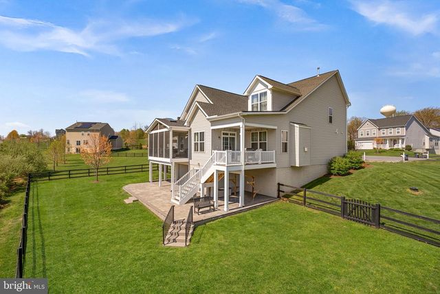 35829 PENINSULA CT, Round Hill, VA 20141