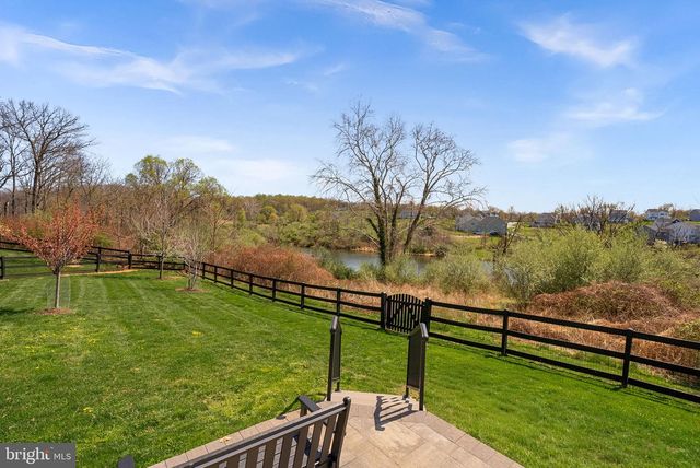 35829 PENINSULA CT, Round Hill, VA 20141
