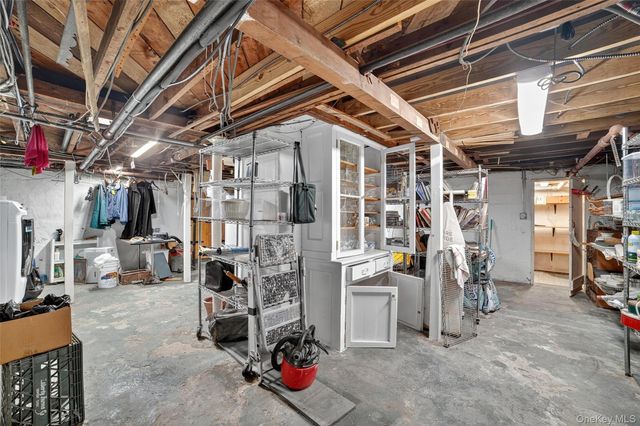 10 Edna Street, White Plains, NY 10606