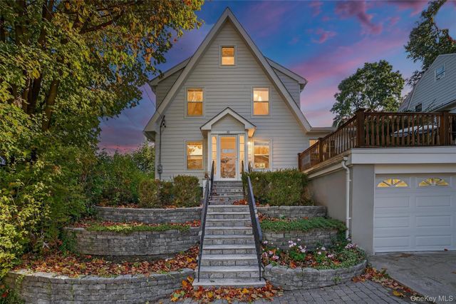 10 Edna Street, White Plains, NY 10606