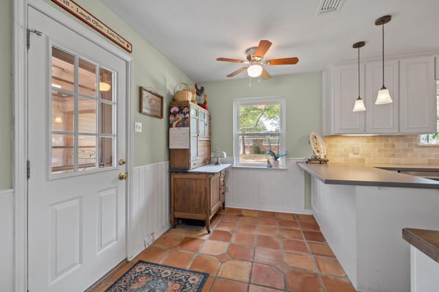 9102 Timberside Drive, Houston, TX 77025