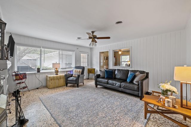 9102 Timberside Drive, Houston, TX 77025